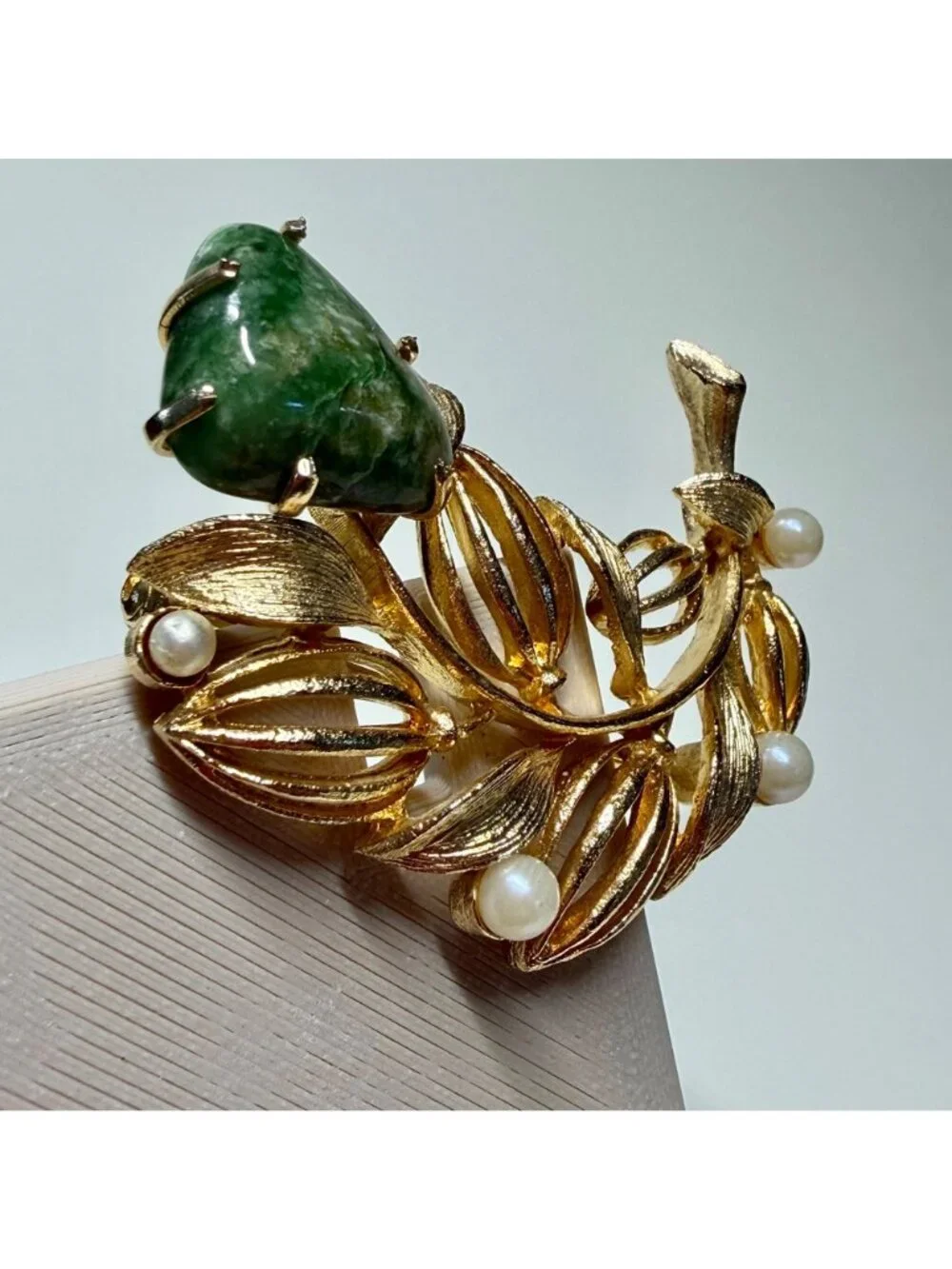 Vintage Lisner Gold-Tone Leaf Brooch With Green Stone & Faux Pearls Botanical